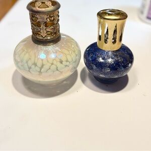 Two catalytic oil lamp burner with a filigree top